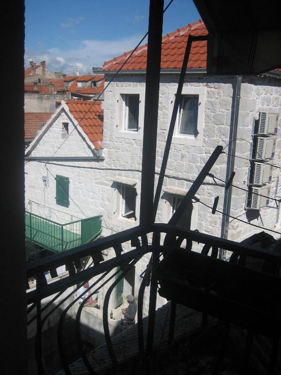 Split Central Guesthouse ภายนอก รูปภาพ