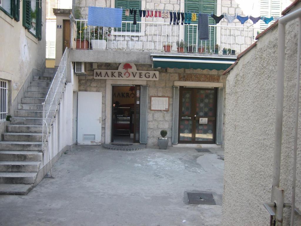 Split Central Guesthouse ภายนอก รูปภาพ